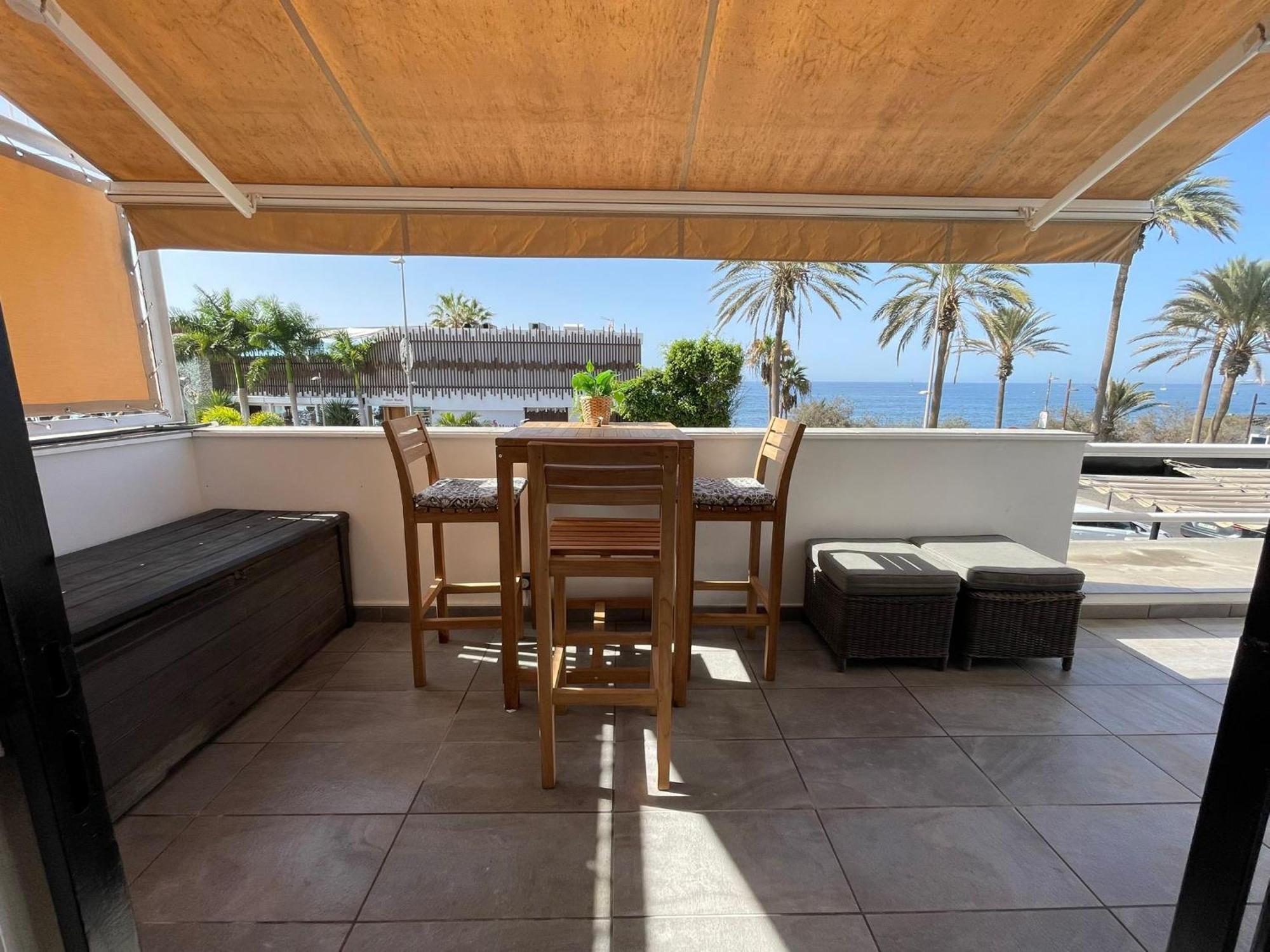 Front Of A Beach Aircon Las Americas Costa Adeje بلايا ذي لاس أميريكاس المظهر الخارجي الصورة