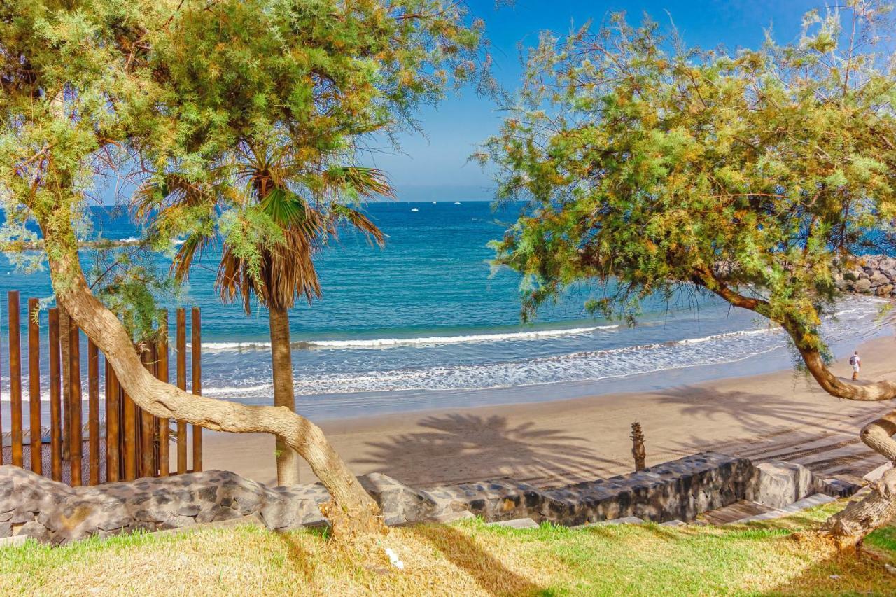Front Of A Beach Aircon Las Americas Costa Adeje بلايا ذي لاس أميريكاس المظهر الخارجي الصورة