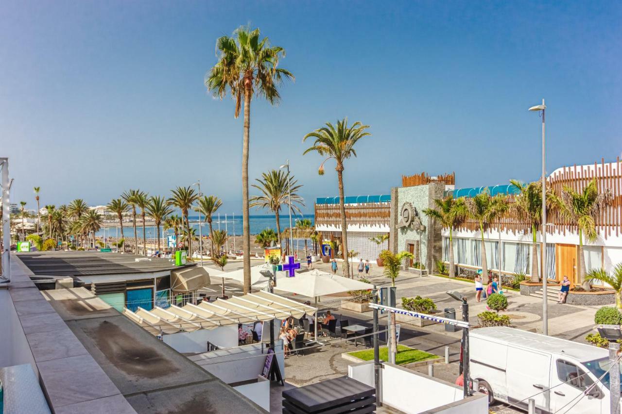 Front Of A Beach Aircon Las Americas Costa Adeje بلايا ذي لاس أميريكاس المظهر الخارجي الصورة